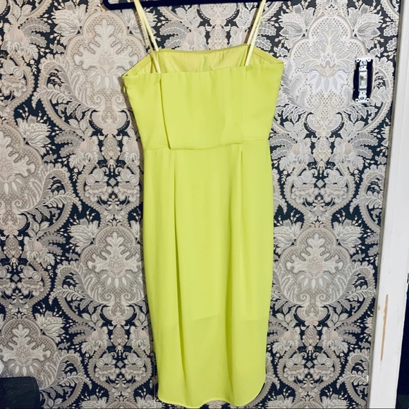 BCBG dress - Size 4 - Picture 4 of 6